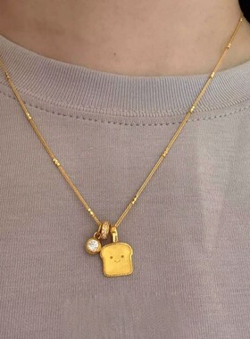 黄金色微笑面包吐司项链女