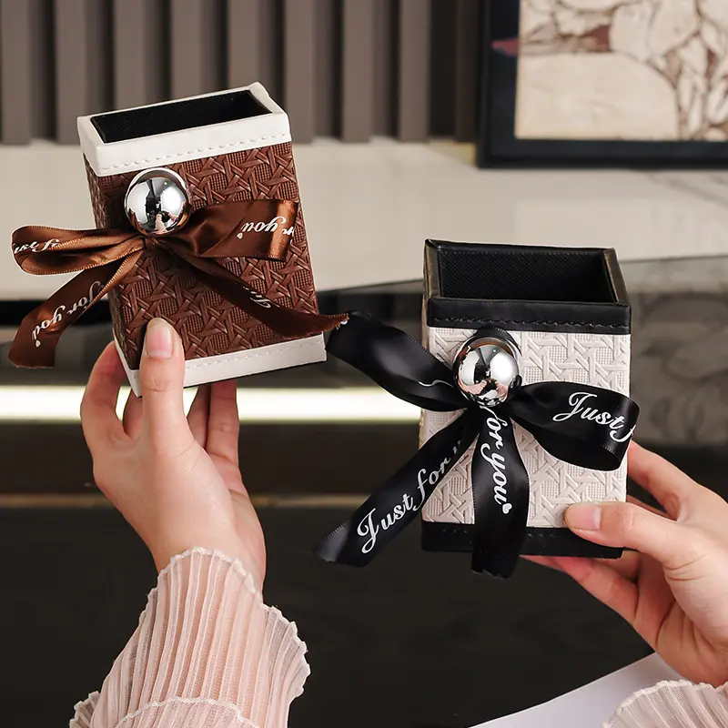 化妆刷收纳筒摆件轻奢高档客厅玄关钥匙卧室茶几家居装饰品陶瓷