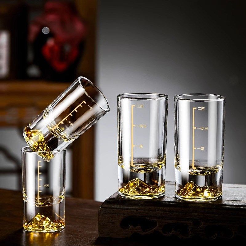 加厚白酒二两金山杯一q两杯烈酒杯蓝山杯高档家用刻度酒杯杯架套