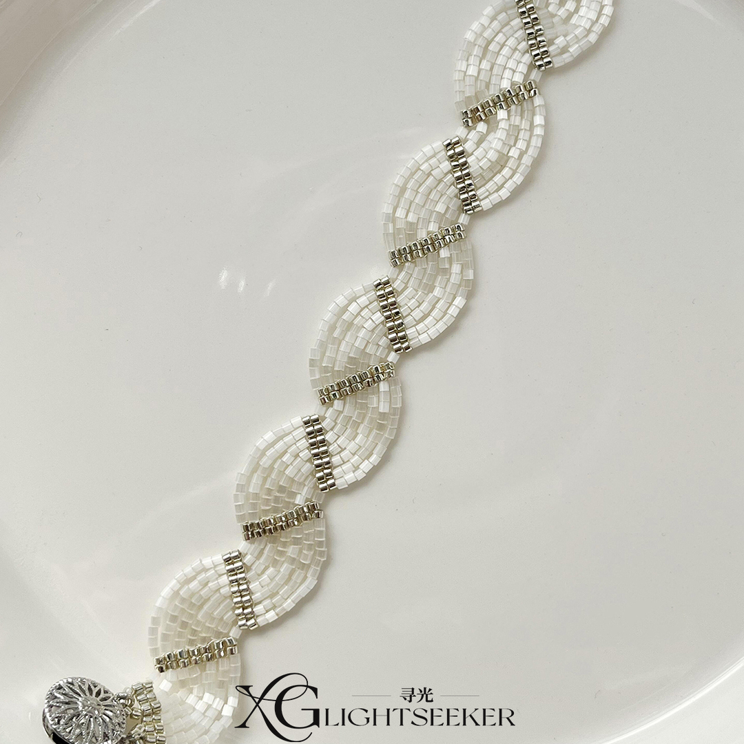 清冷感多层拉丝波浪仿猫眼手链女