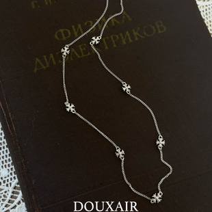 秋冬复古十字架项链女配饰克罗款满天星同款轻奢小众高级感毛衣链