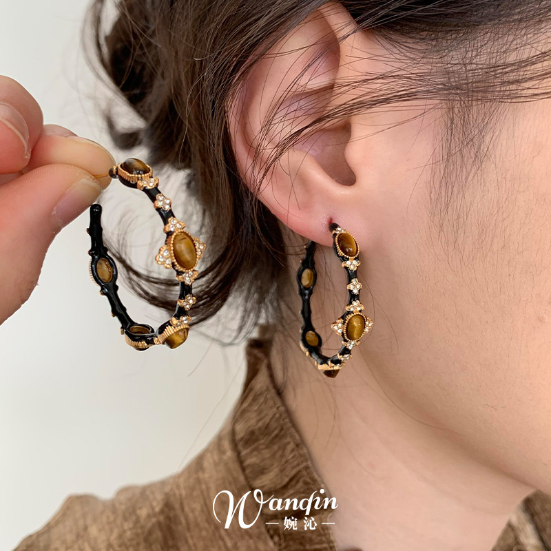 复古黑棕仿虎眼石耳环女2025新款爆款高级感轻奢耳钉独特绝美耳饰,饰品/流行首饰/时尚饰品新,耳环,淘宝优惠券,粉丝福利购,淘宝优惠卷