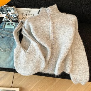 韩系时尚高领毛衣开衫女冬季2025新款配独立挎包腔调加厚短款外套