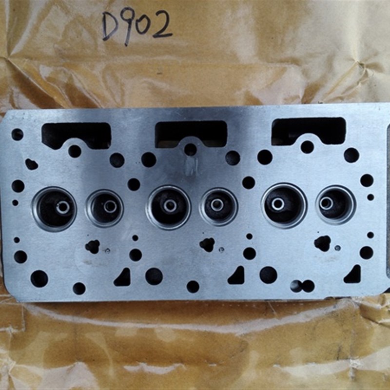 久保田D902发动机 缸盖 总成 带气门D1703