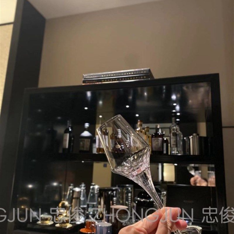 忠俊 纯手工制作水晶玻璃高端刻花 高脚烈酒杯 精致刻花香槟杯,餐饮具,异形/个性酒杯,淘宝优惠券,粉丝福利购,淘宝优惠卷