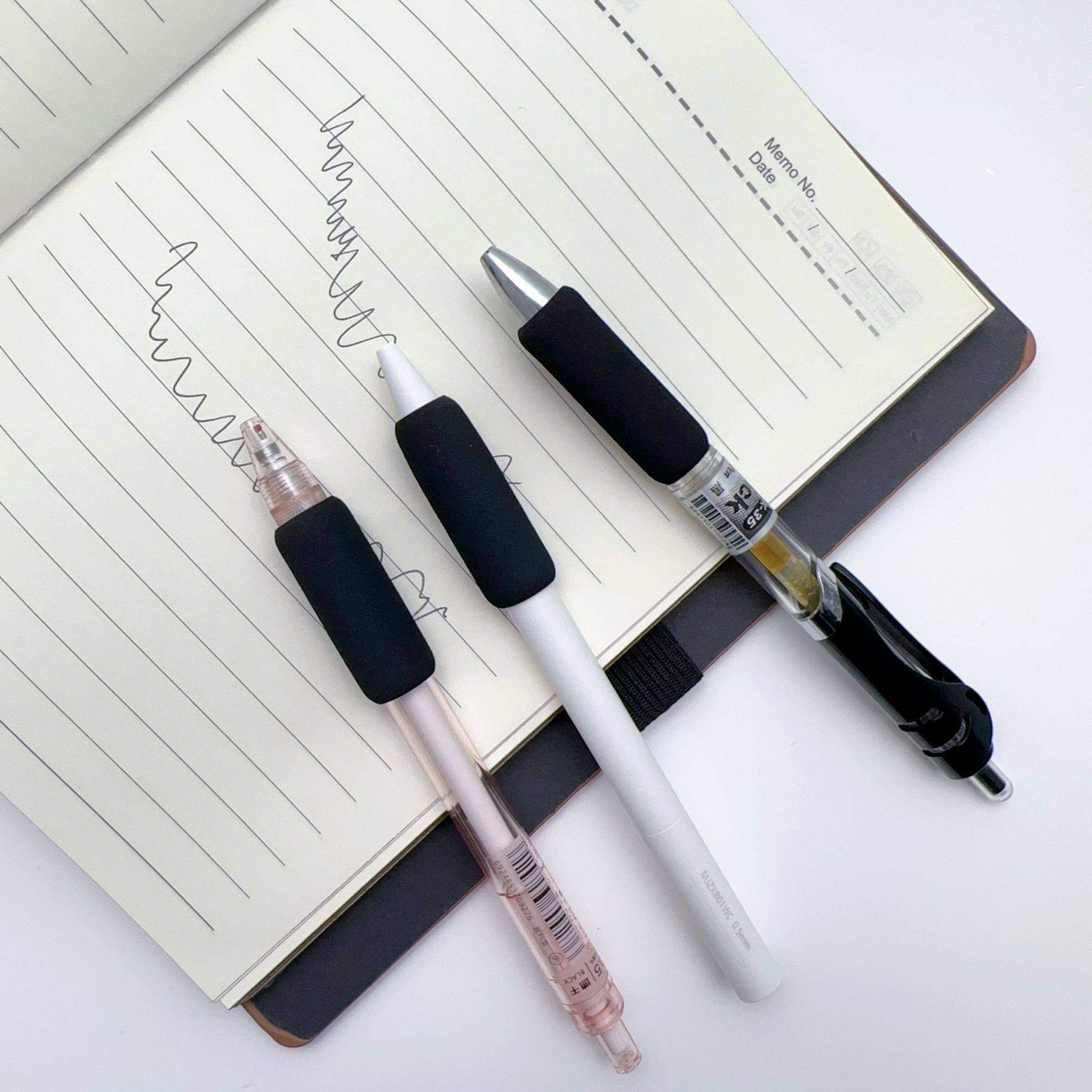 小海绵握笔器书写护套常规通用防磨手小学生儿童幼儿园初学者写字防起茧防滑防手汗笔握超软手指保护套,文具电教/文化用品/商务用品,握笔器,淘宝优惠券,粉丝福利购,淘宝优惠卷