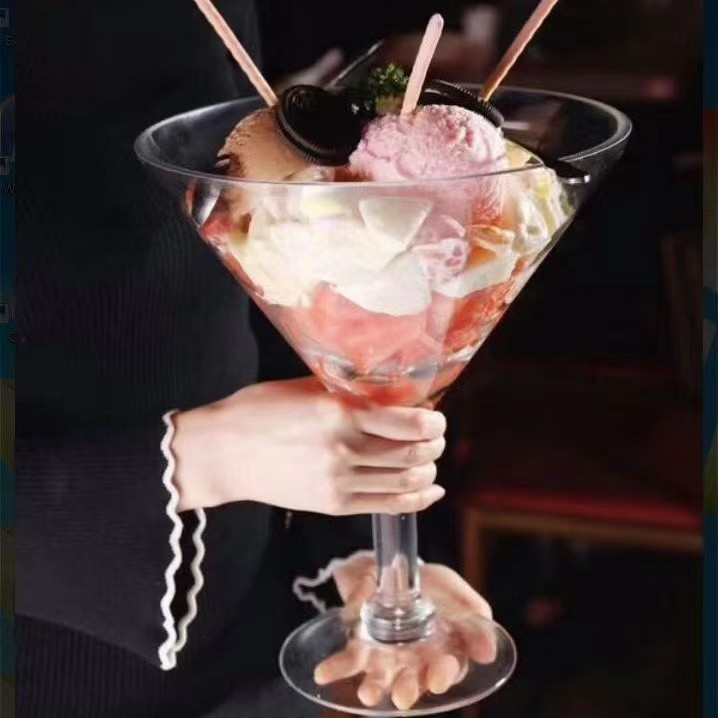 高脚冰淇淋杯超大号酒吧创意鸡尾酒杯子个性网红马天尼杯高脚杯