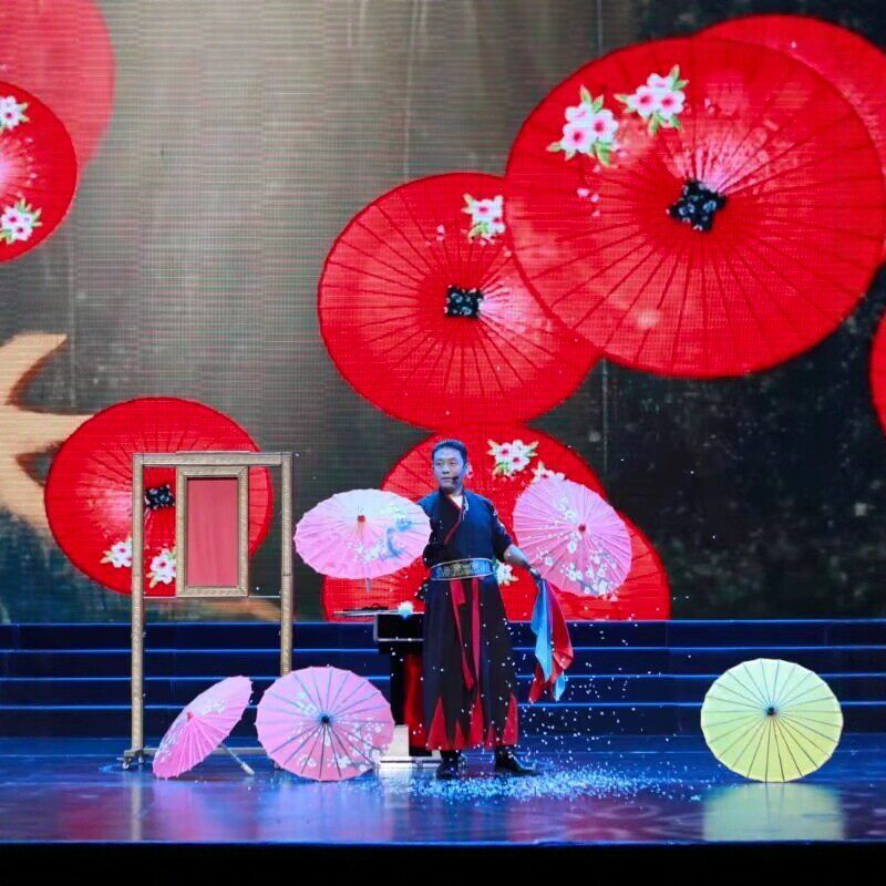 国潮戏法魔术道具 火把变伞 毛笔变伞画框变福红布变扇子商演震撼