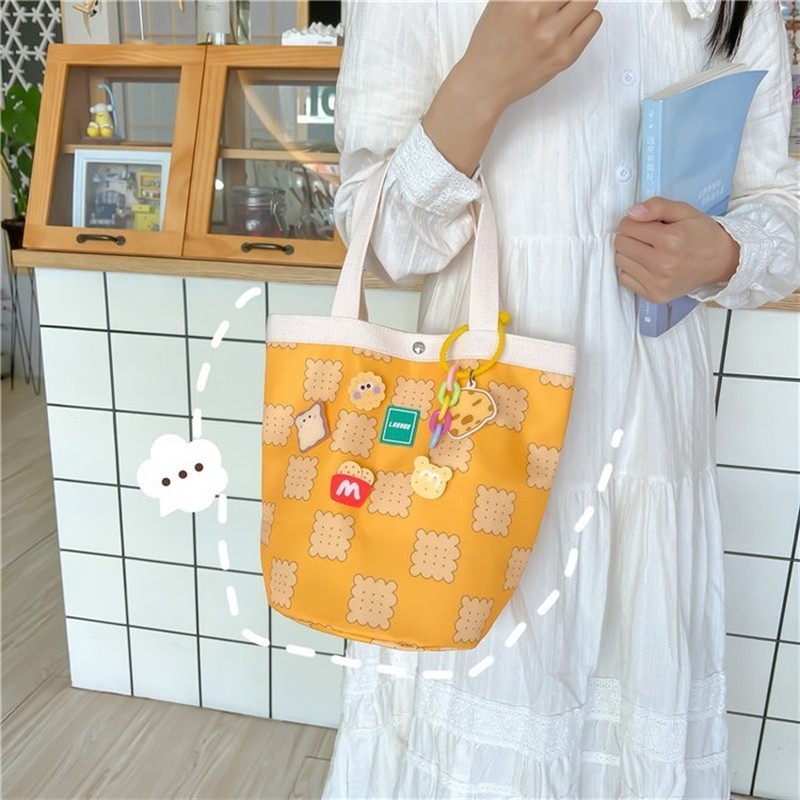 2024冬季新款水桶包手提包车缝线均码水桶包牛津纺拉链