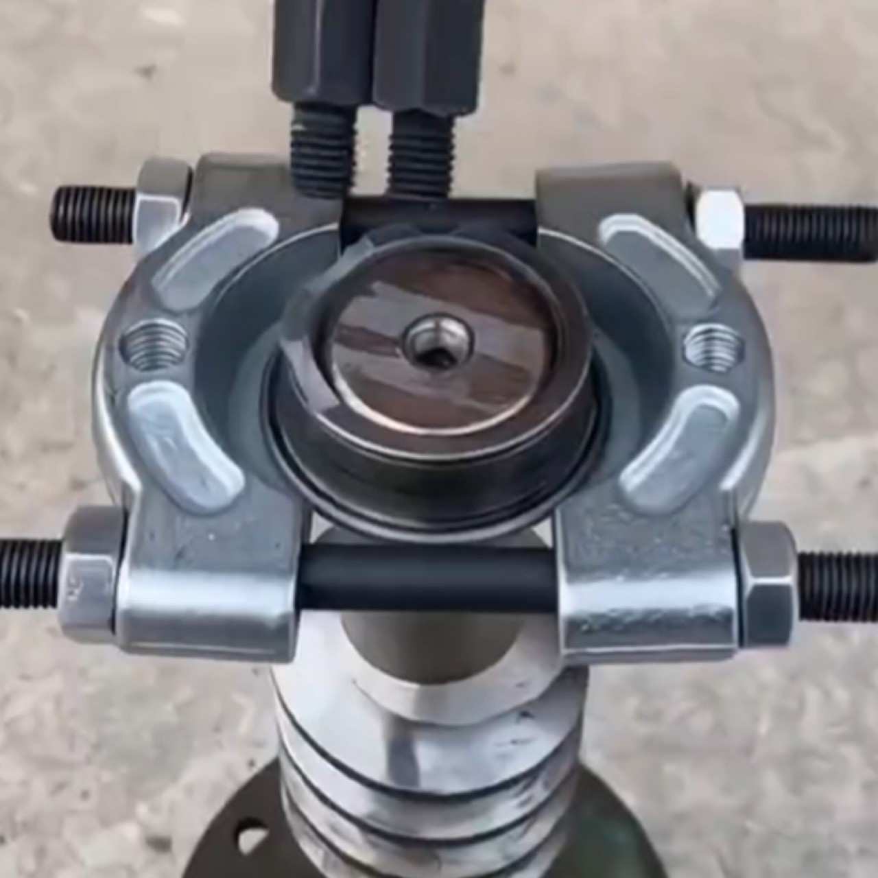 卡盘轴承拉马双盘蝶式拉码变速箱轴承拆卸工具分离器组合机械双盘