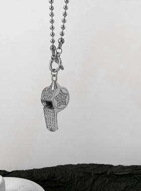 2025年新款口哨长款项链女ins潮嘻哈网红个性哨子吊坠装饰毛衣链