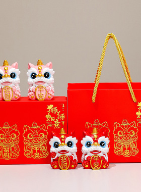 国潮欢喜醒狮家居小摆件创意卡通公仔办公室工位桌面装饰商务礼品