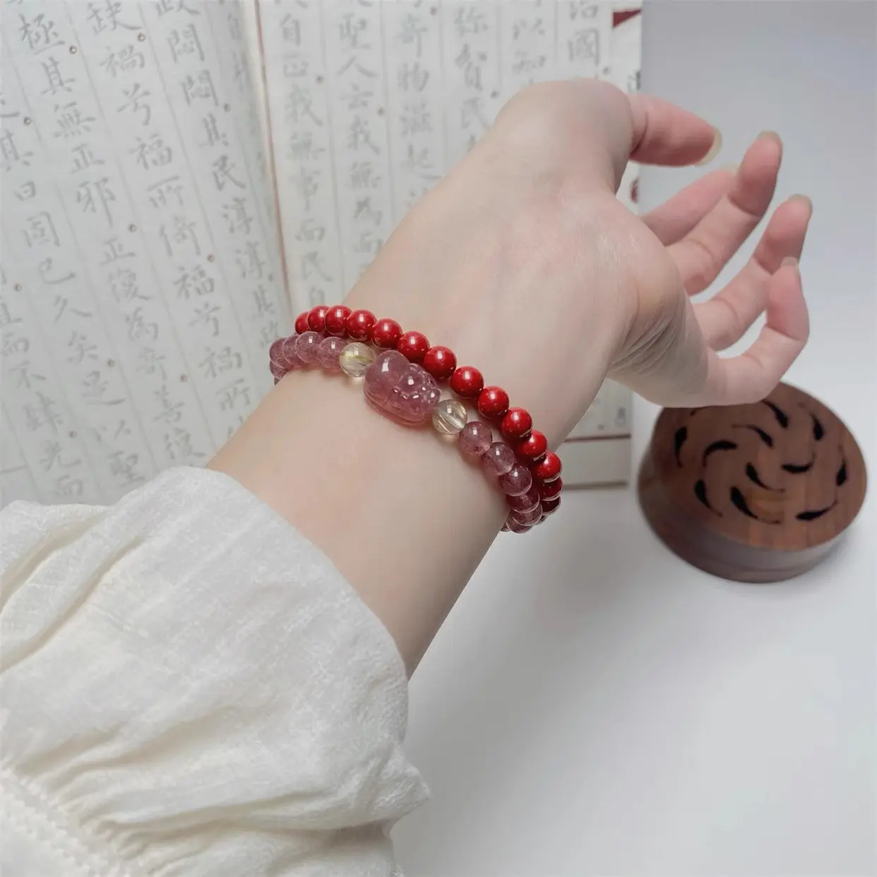 喜笑颜开双圈貔貅手串草莓晶金发晶水晶手链串珠手链女款朱砂手串