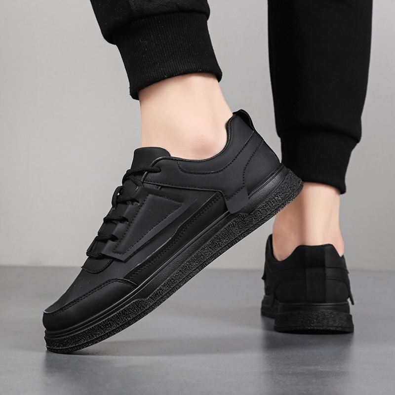 特大码男鞋2025春季低帮防臭工作鞋45运动鞋46时尚休闲黑色滑板鞋