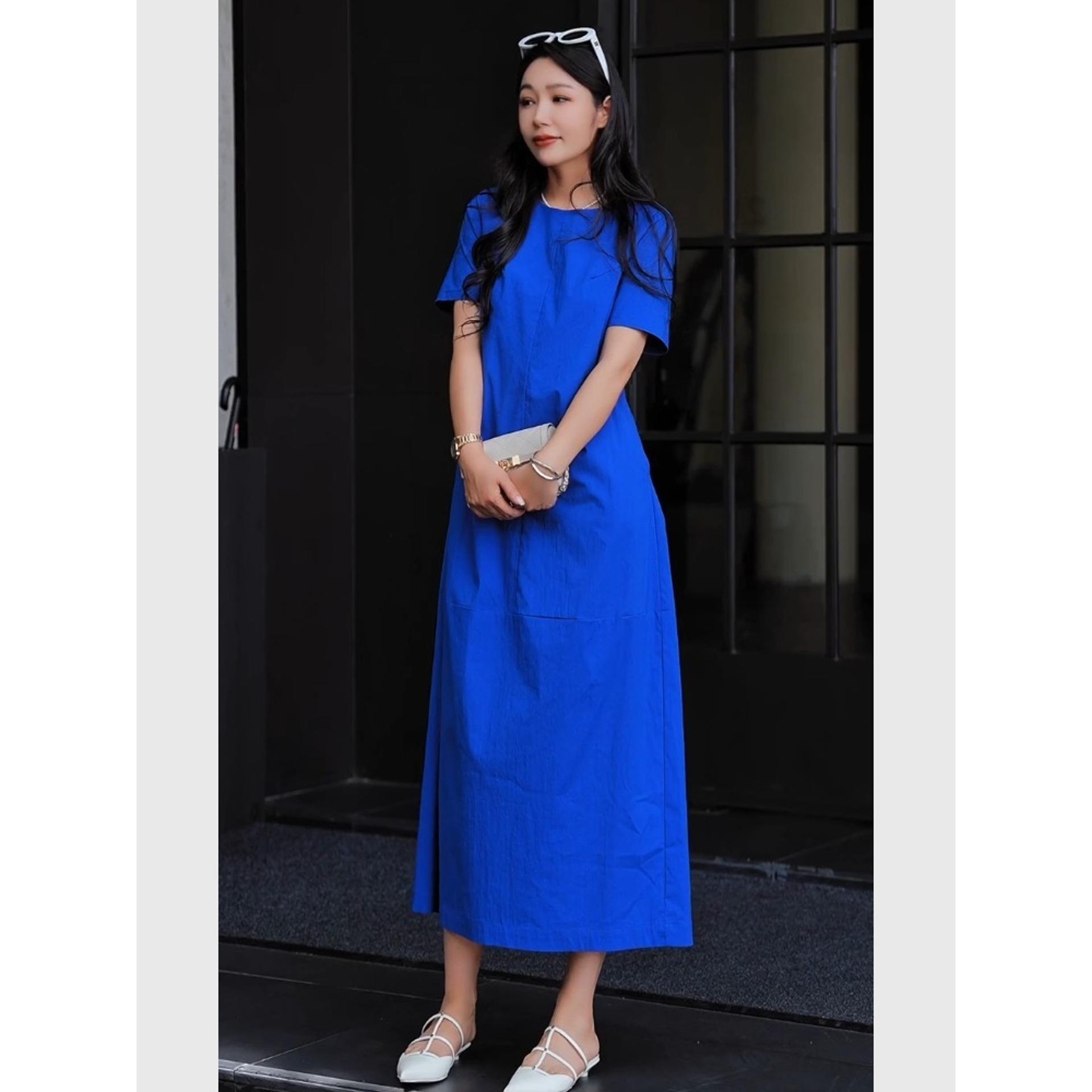 简单大方克莱因蓝短袖连衣裙女夏