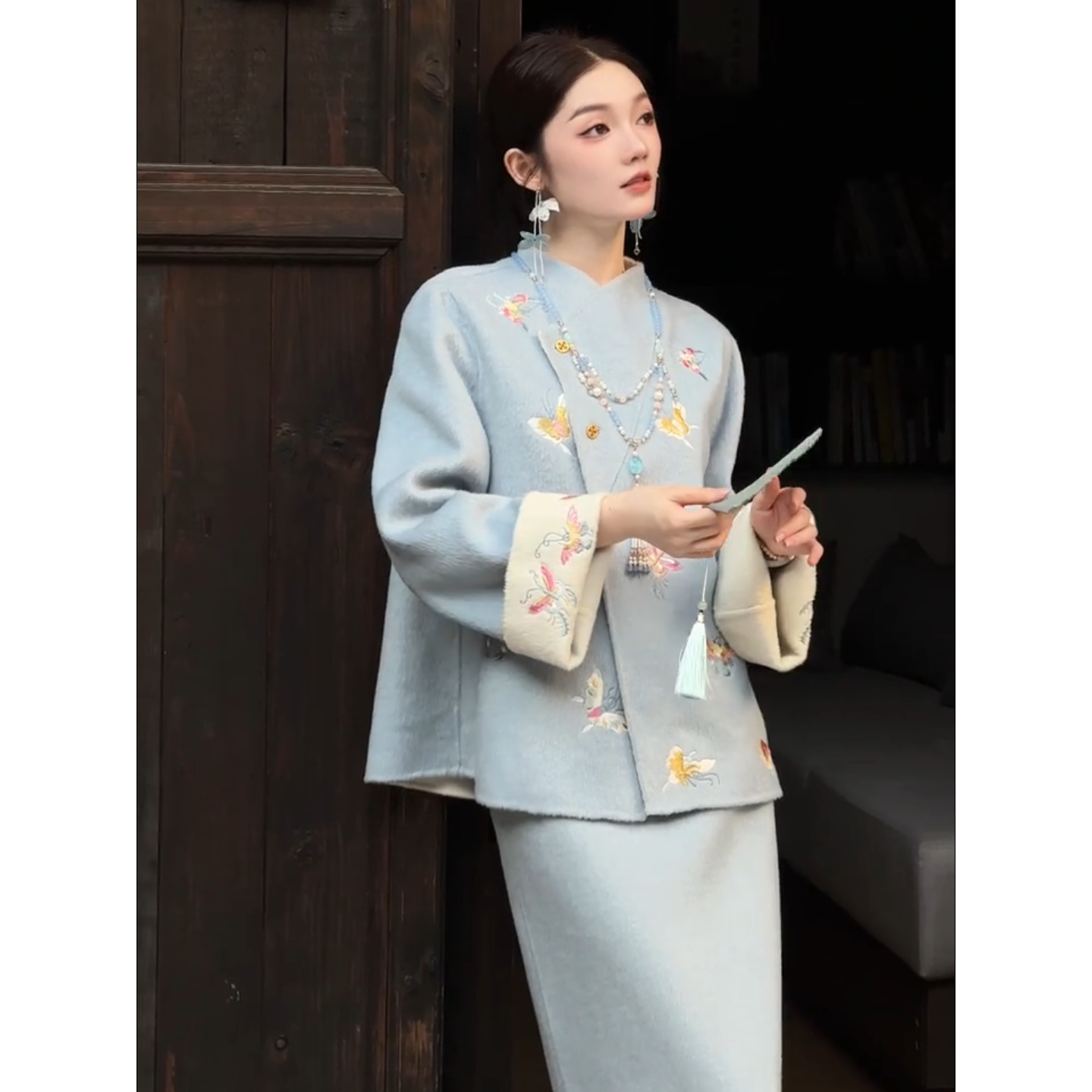 新中式一整套轻奢外套半裙两件套