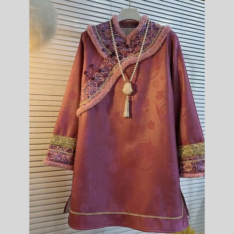 漂亮的初冬外套上衣新中式新款