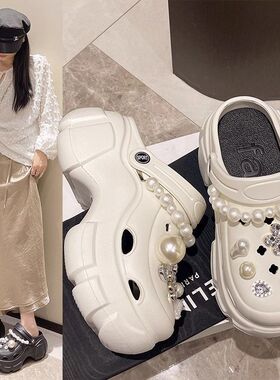 品牌高级感重工珍珠水钻洞洞鞋女2024夏季新款时尚厚底增高两穿凉