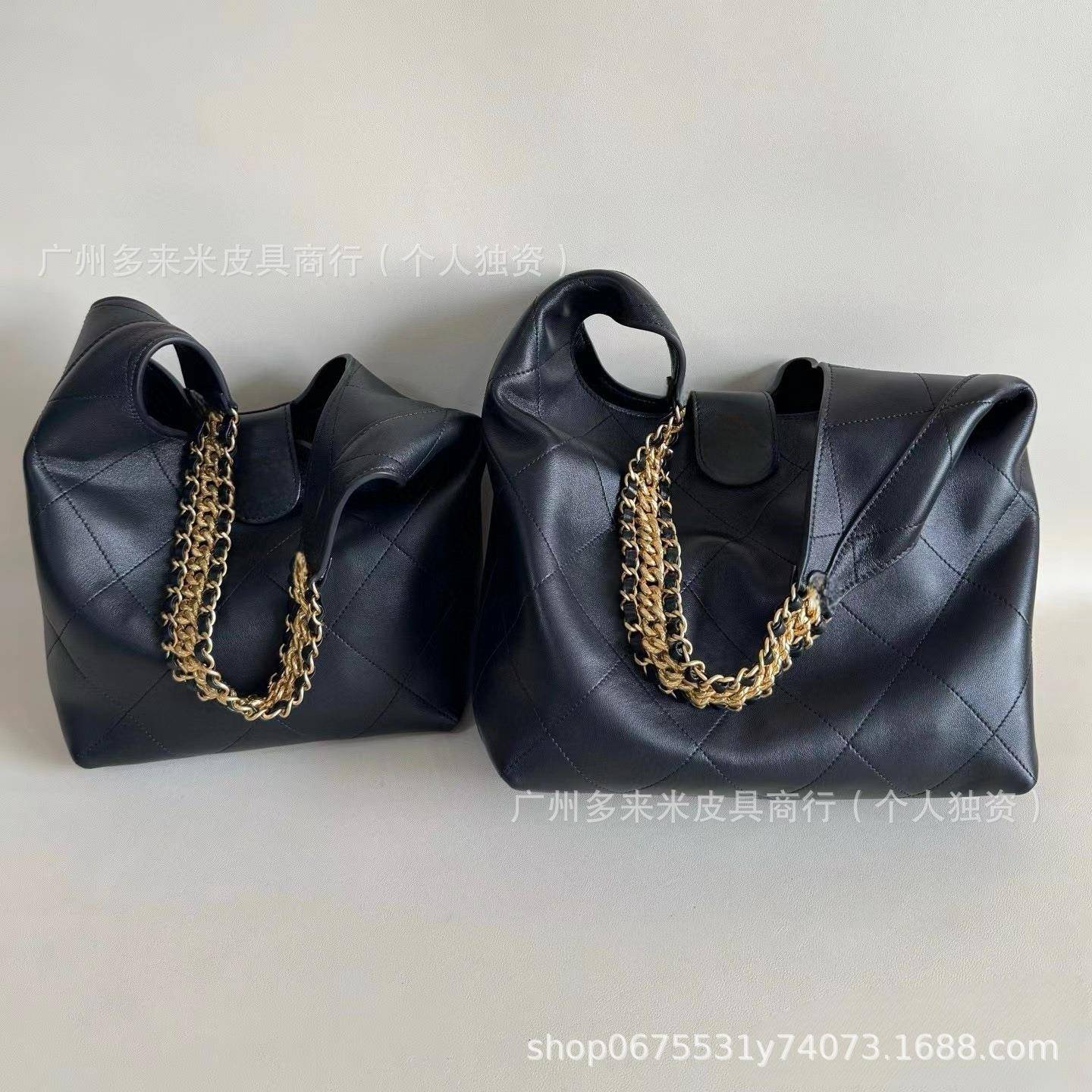 25P复古新款hobo腋下包 宽链条菱格嬉皮包大容量水桶包手提流浪包