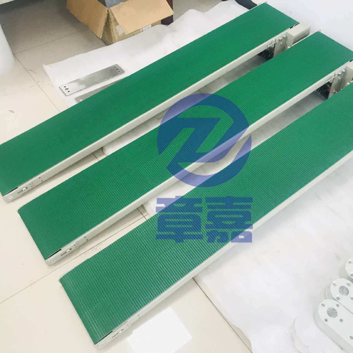 小型输送机冲床模具注塑接送料传送带PUPVC流水线输送带