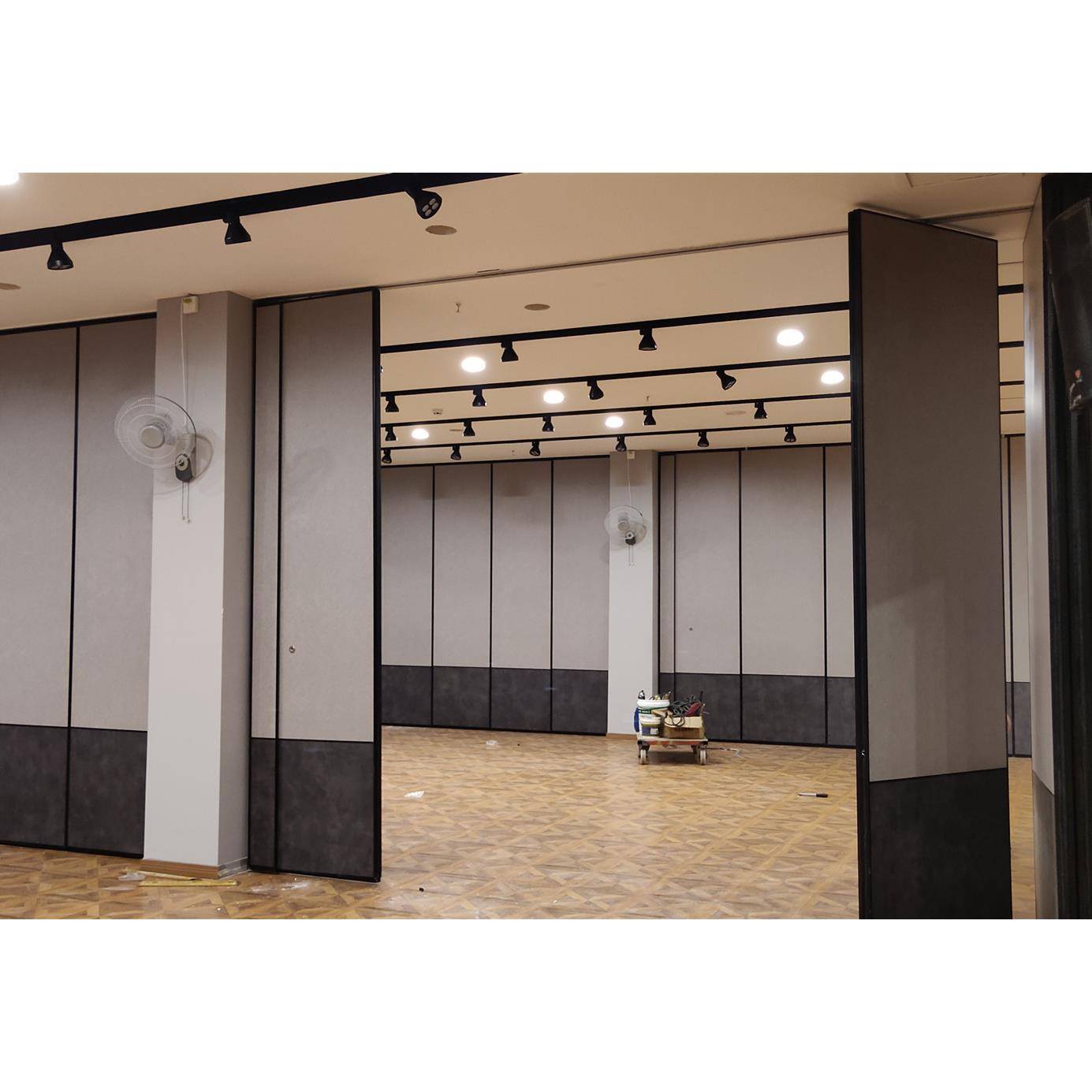 成都酒店移动隔断墙活动推拉折叠门屏风舞蹈室培训班活动隔音隔断