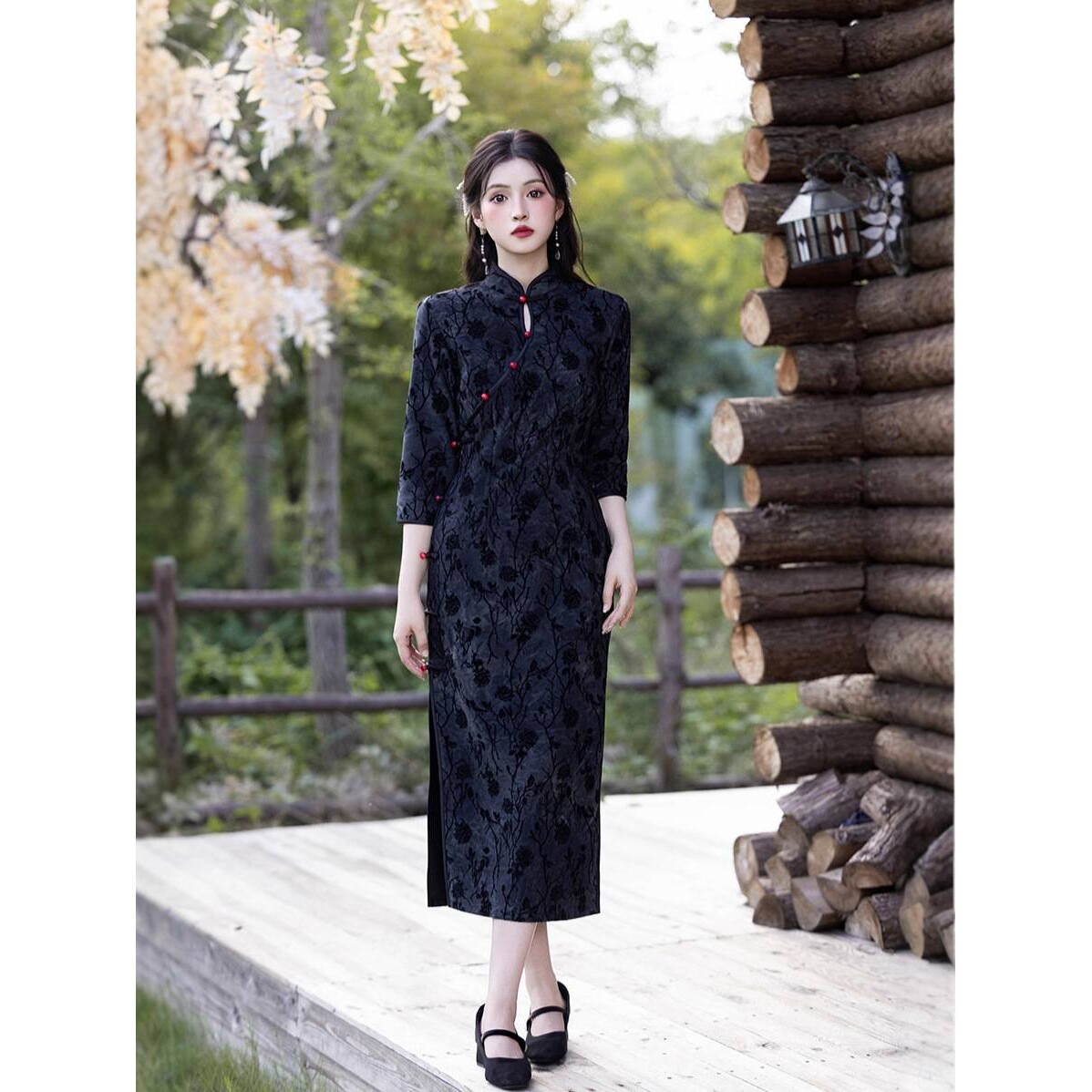 秋冬新款牛奶丝植绒年轻款长旗袍 改良日常拍摄甜美少女风旗袍裙