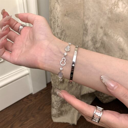 S925纯银色闪钻葫芦手链女