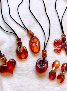 美拉德咖色爱心结猪鼻子项链百搭毛衣链女复古高级感项饰秋冬