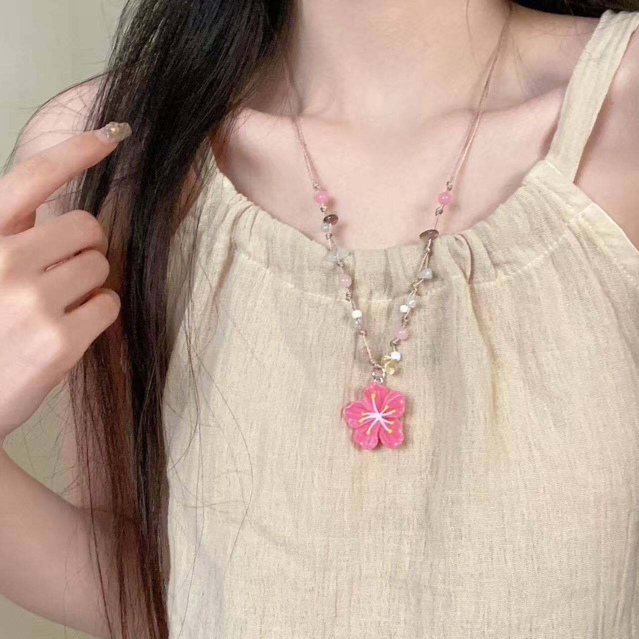 粉色樱花~森系小清新花朵串珠项链女夏日多巴胺颈链设计感锁骨链