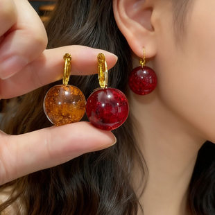 红色树脂大圆球清透爆花耳扣耳环显脸小气质复古耳饰2025新款女