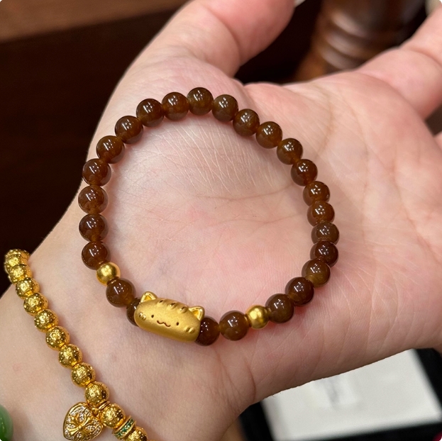 金色法棍猫可爱小猫手链女2025年新款糖色高级手串生日礼物送女友