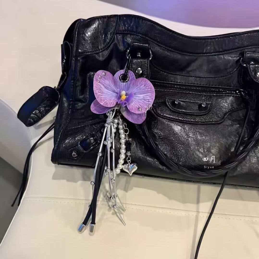 小红书同款y2k仿真蝴蝶兰花挂件高颜值ins挂件钥匙扣送闺蜜礼物