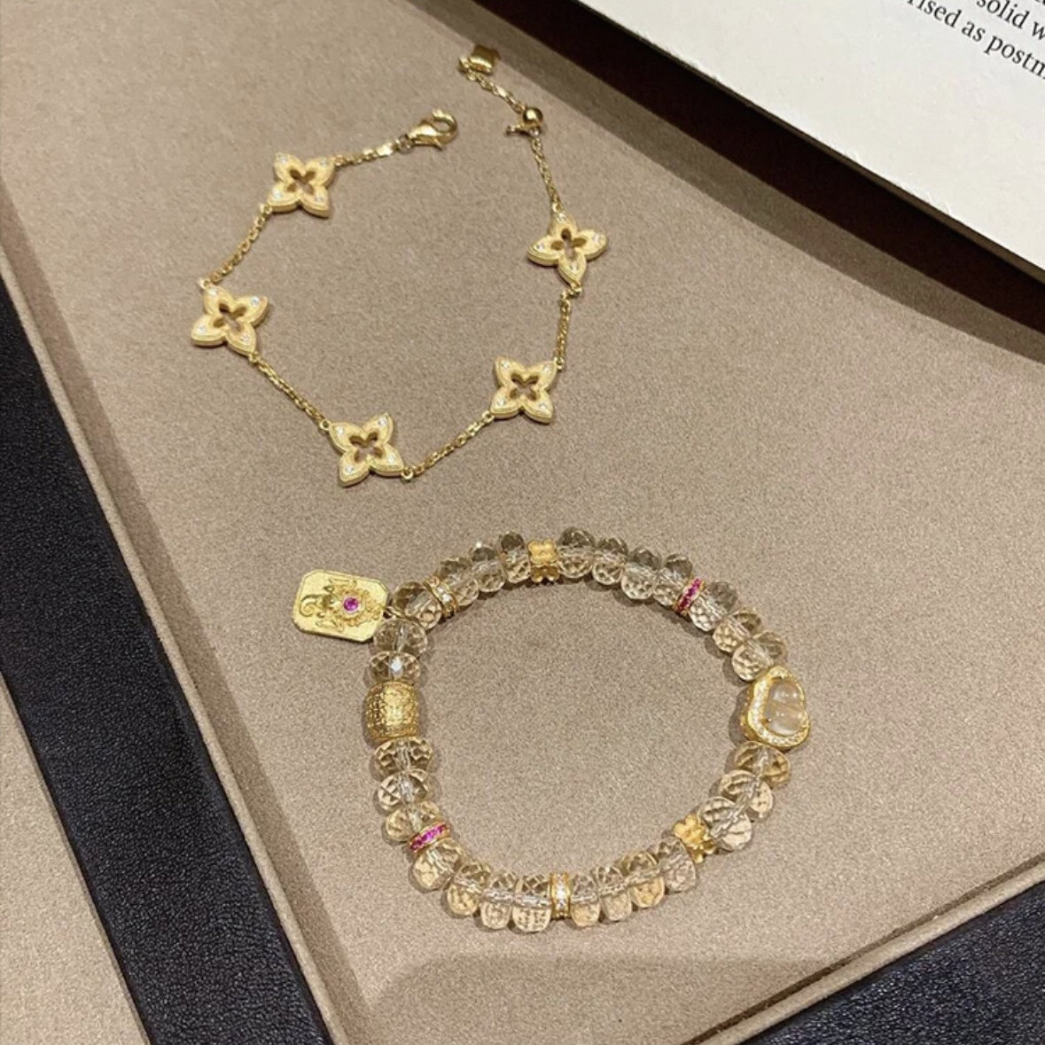 招财手链中古布契风镂空电钻四芒星手链女轻奢精致千金感叠戴手饰