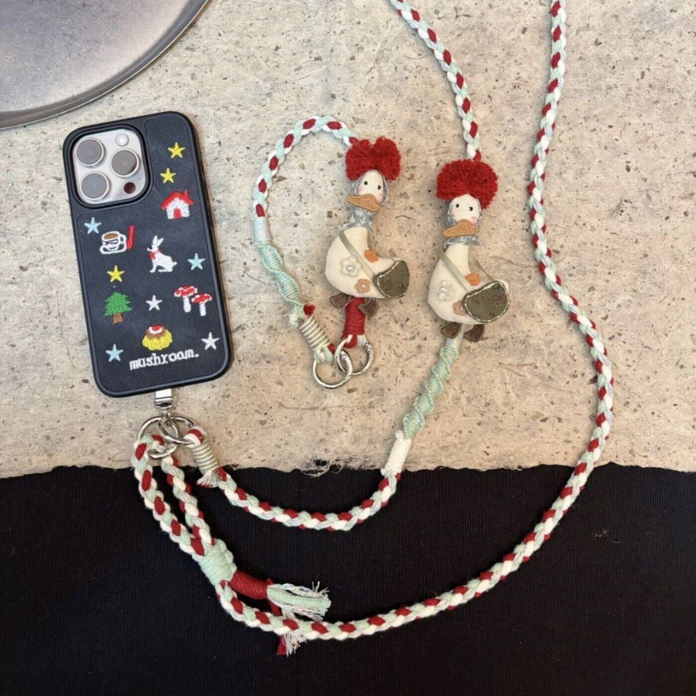 手工编织手机挂绳斜挎手机链可爱呆萌趣味大鹅手腕吊绳相机脖挂绳