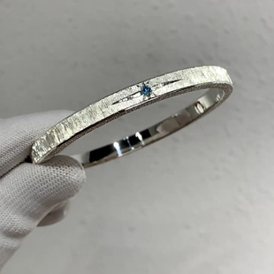 清冷感银色素圈拉丝星芒手镯韩系时尚轻奢高颜值高级感小众手饰