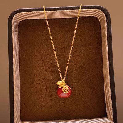 秋冬复古红色小钱袋毛衣链百搭