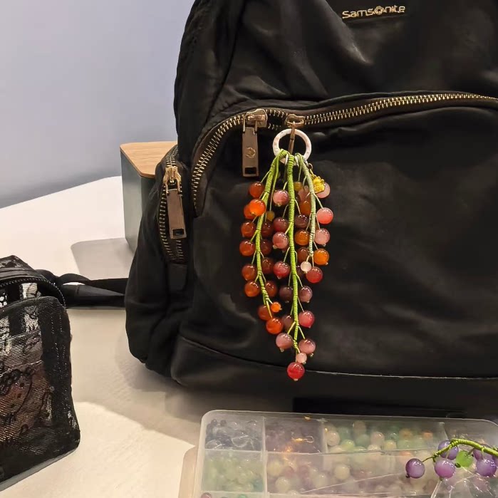 手工编织葡萄串包挂件小众精致