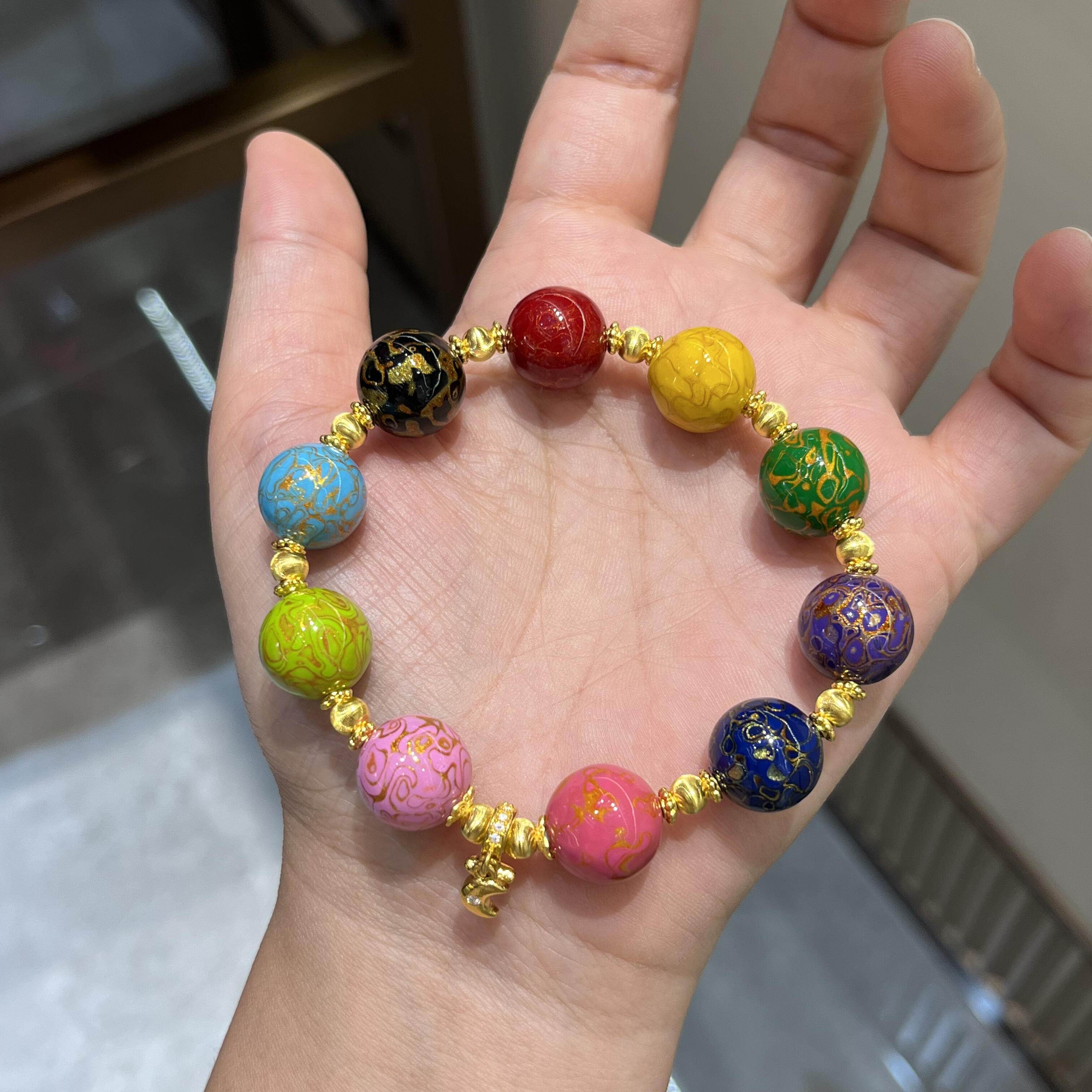 新中式非遗工艺粉色串珠手链复古显白少女多巴胺高颜值渐变色手串