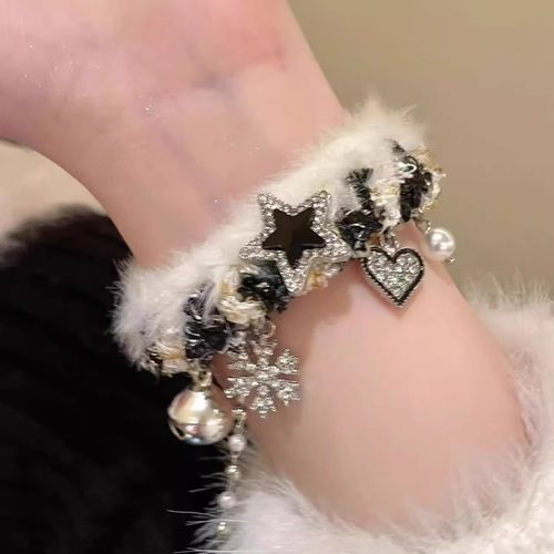 Y2K黑金圣诞雪花毛绒chocker项链辣妹亚文化甜酷重工小众轻奢高级