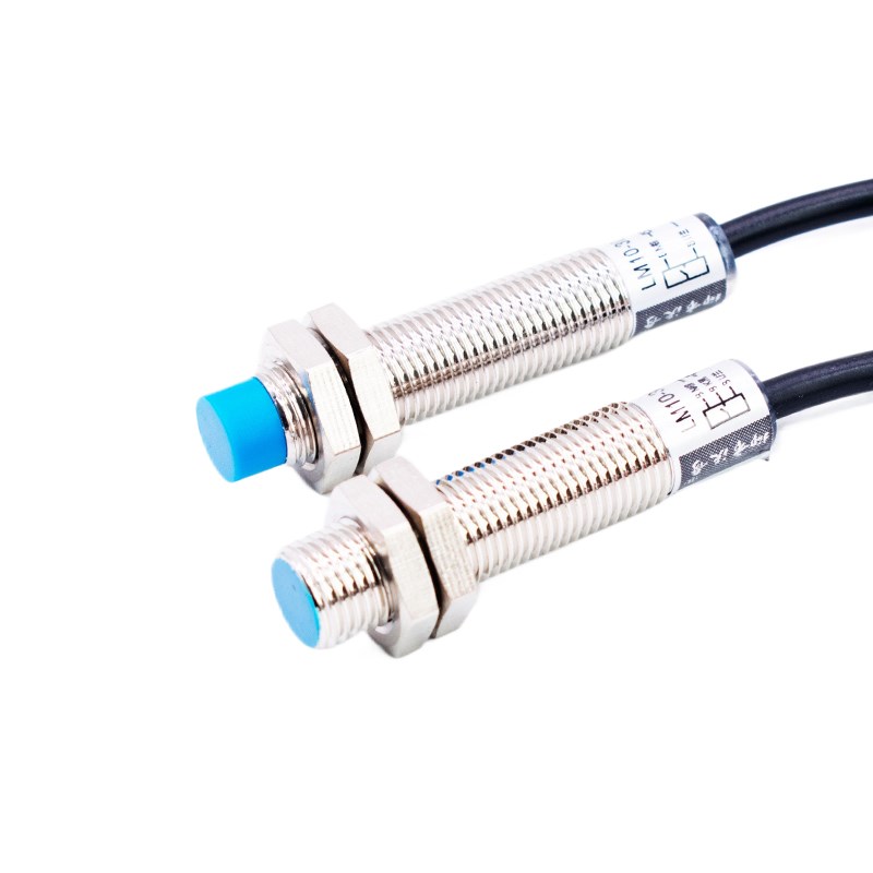 M8M10M1g2远距离接近开关电感式传感器感应距离2.4.8mm三线常开24