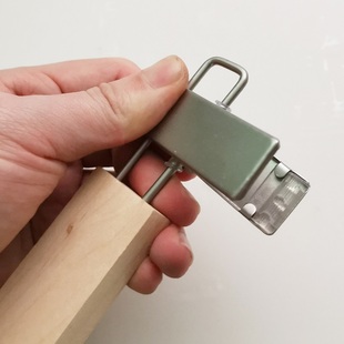 定制logof服装 店专用实木防滑原木色儿童装 店女装 家用木制衣架裤