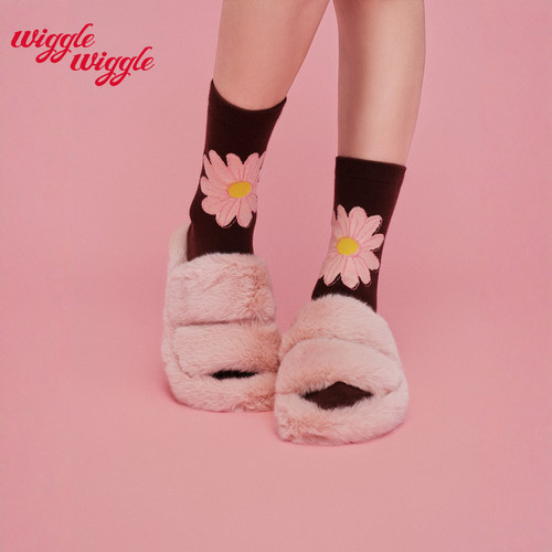 wigglewiggle笑脸花中筒袜休闲款