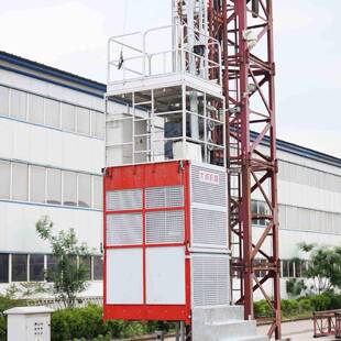 厂家定制井道施工电梯100米建筑工地室内井道载人载货升降机