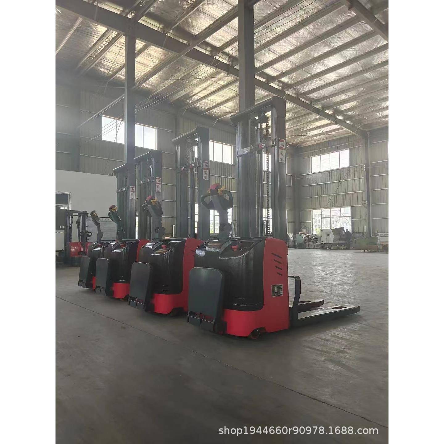 佛山站驾式电动堆高车步行式叉车升高车液压电瓶充电装卸堆垛机