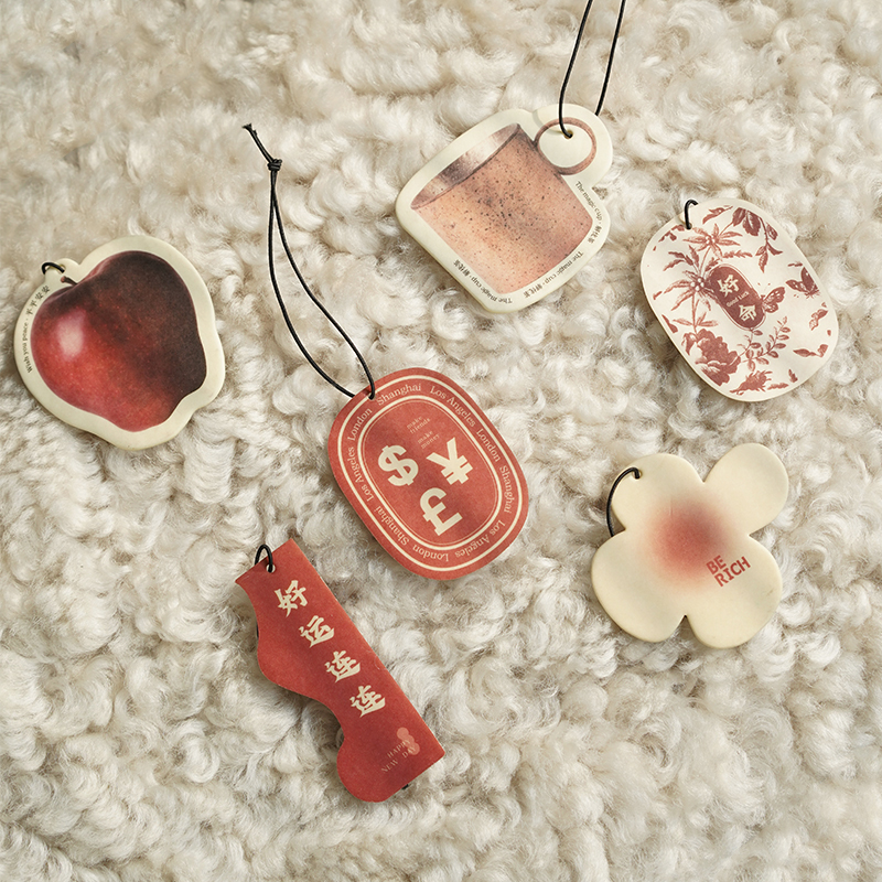 ladylike 汽车香片车载香薰挂件 创意个性衣橱扩香片香氛卡片挂饰