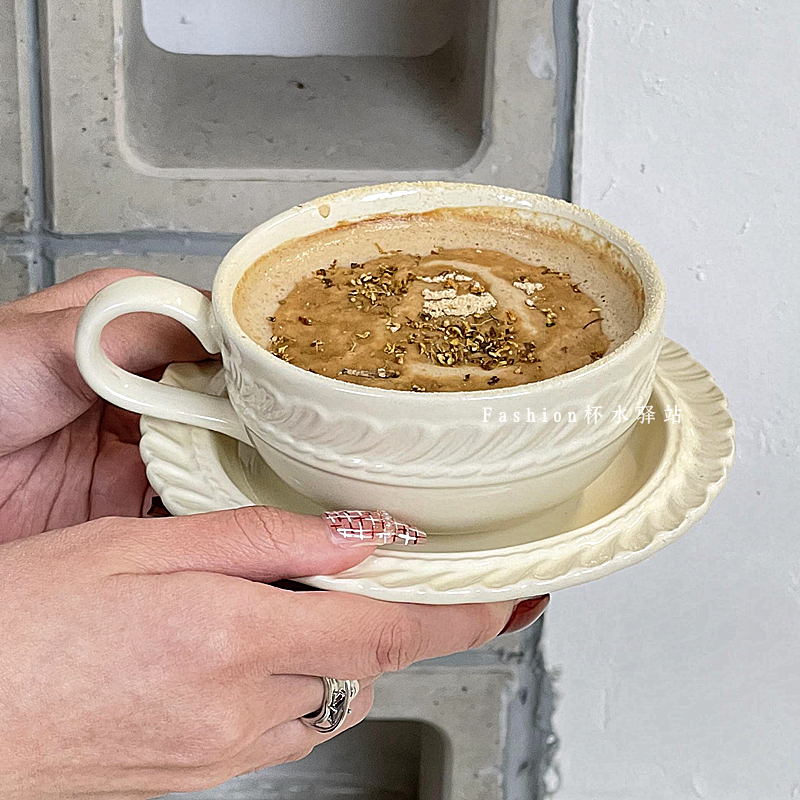 小众设计款法式香颂优雅陶瓷咖啡杯碟下午茶拿铁拉花杯轻奢马克杯