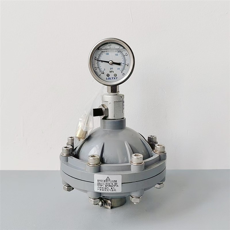 纯水膜片式CPVC脉冲阻尼器 配压力表 液体水缓冲器气罐内丝均流器