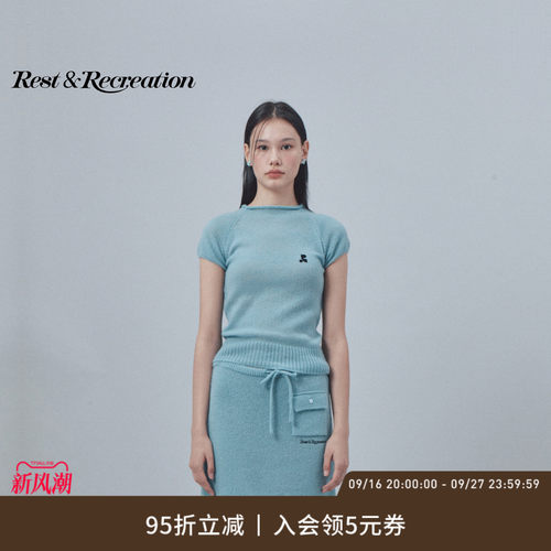 插肩袖针织刺绣短袖女