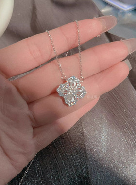 S925纯银闪钻四叶草项链