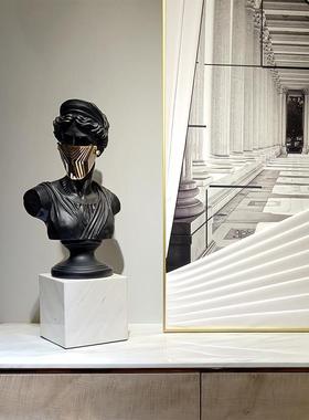 蒙面阿波罗人物头像雕塑样板间售楼部玄关女轻奢黑色树脂金属摆件